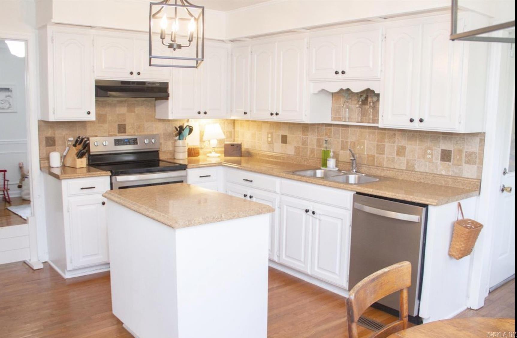 OTTER CREEK COMMUNITY - Residential