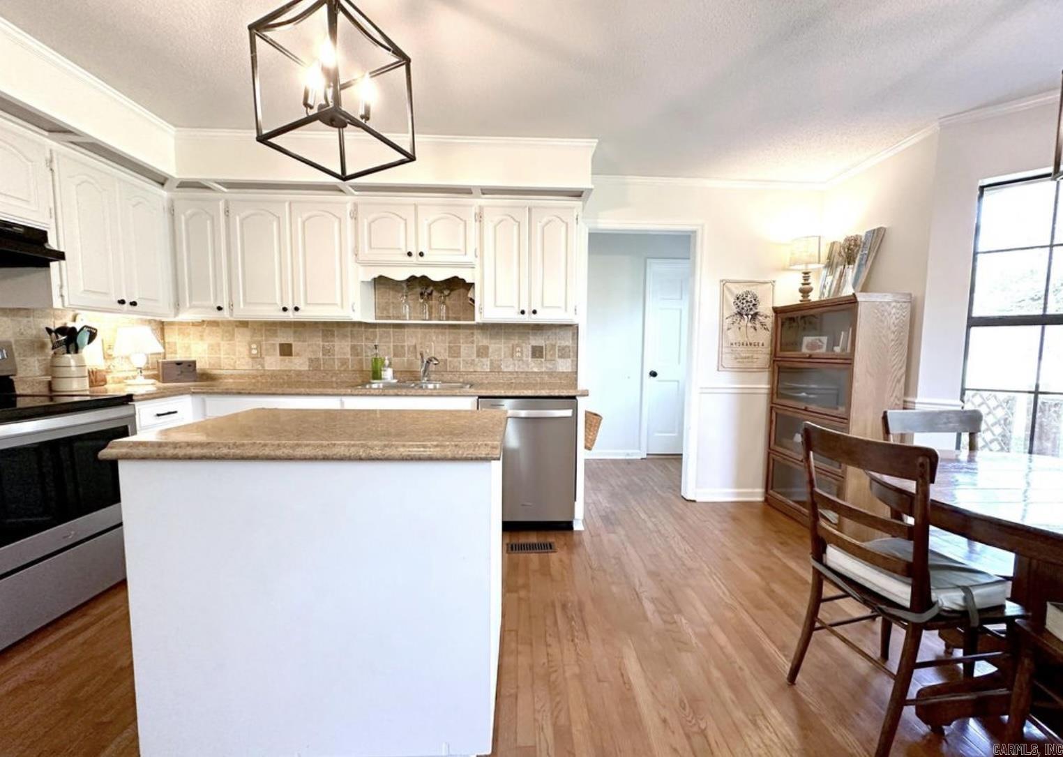 OTTER CREEK COMMUNITY - Residential