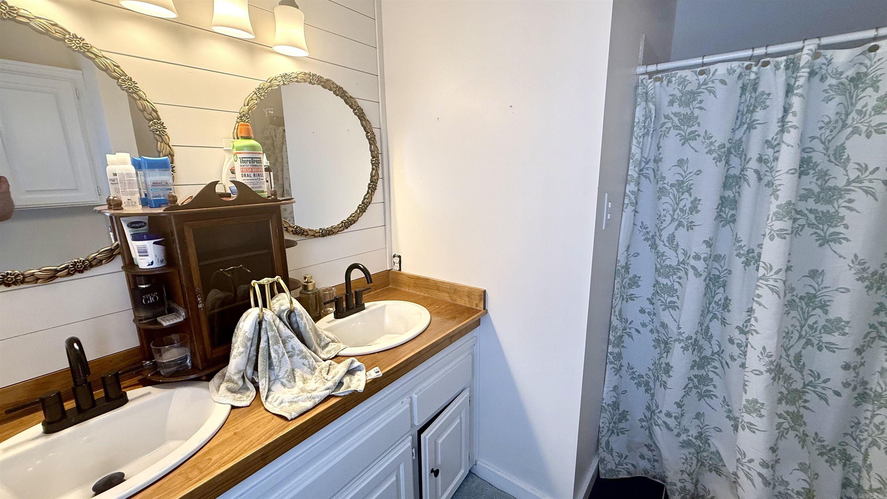 OTTER CREEK COMMUNITY - Residential