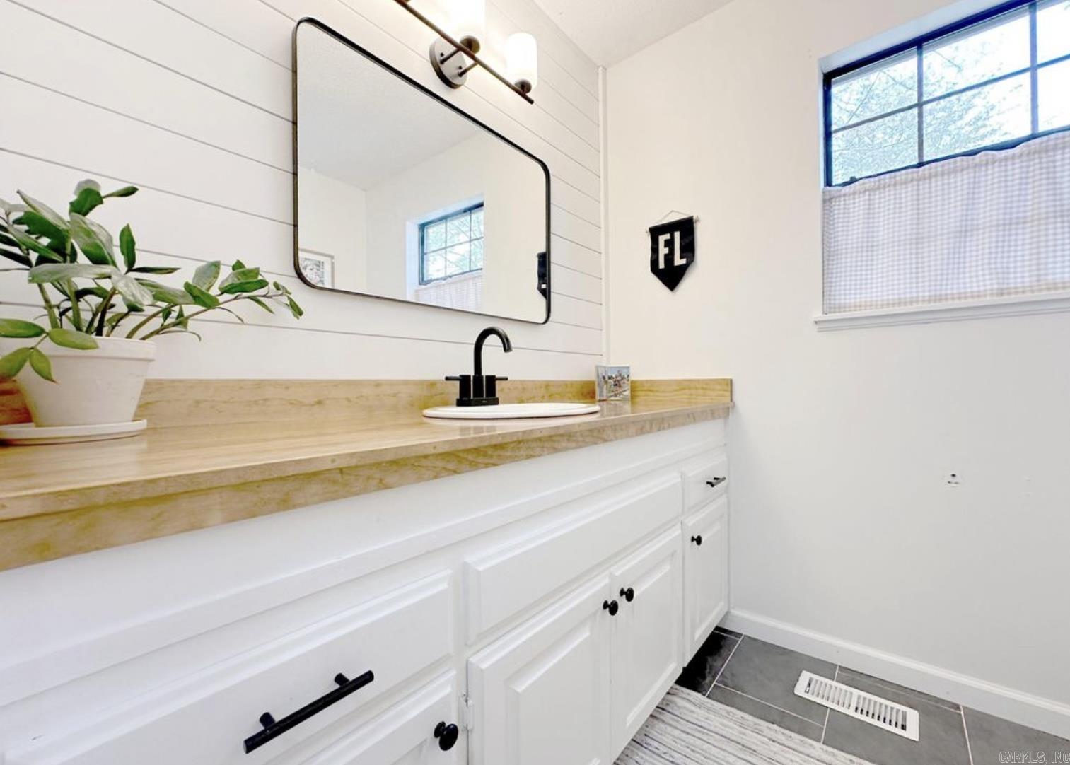 OTTER CREEK COMMUNITY - Residential