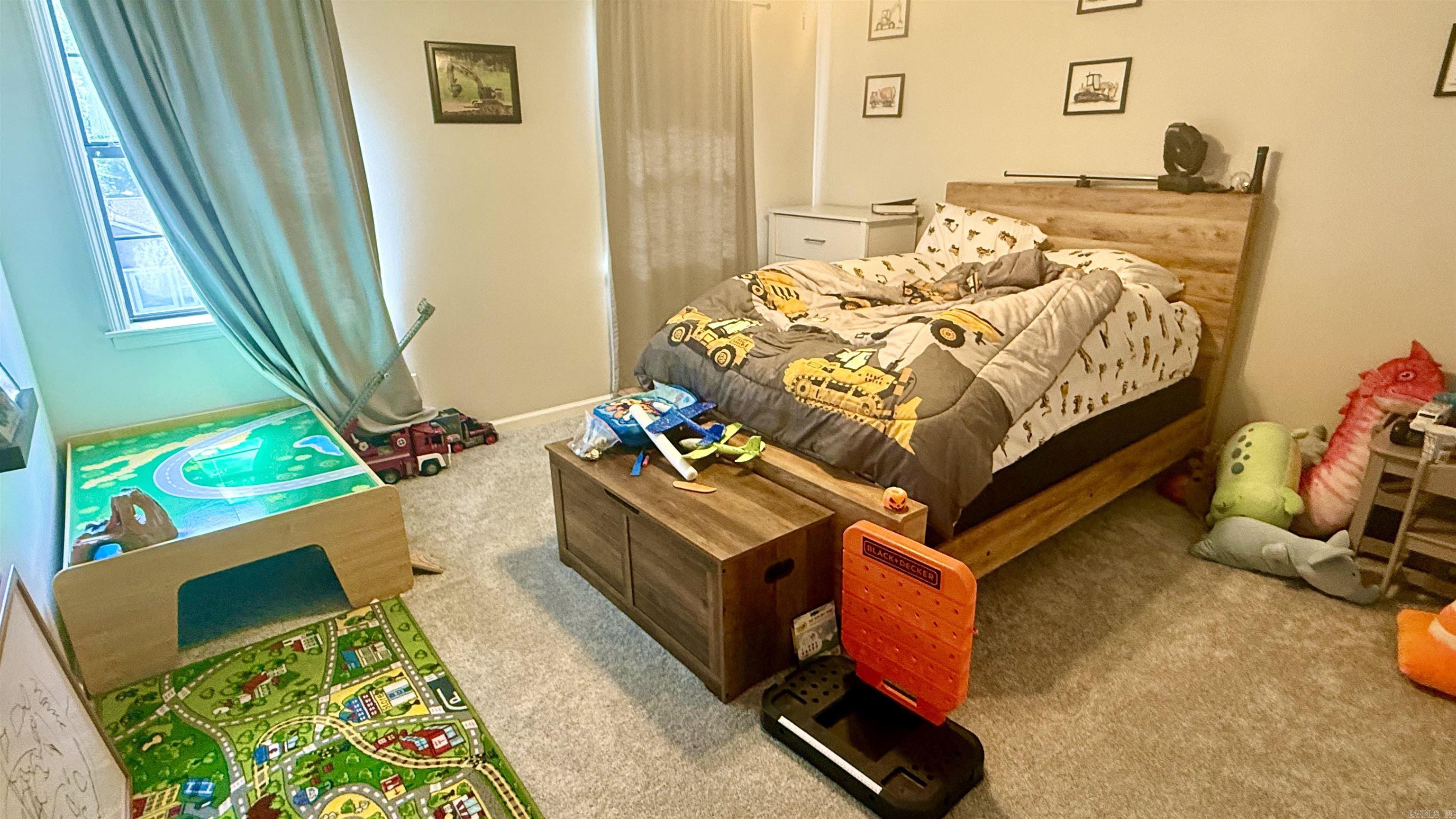 OTTER CREEK COMMUNITY - Residential