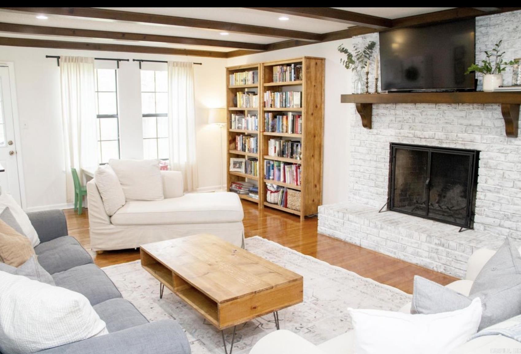 OTTER CREEK COMMUNITY - Residential