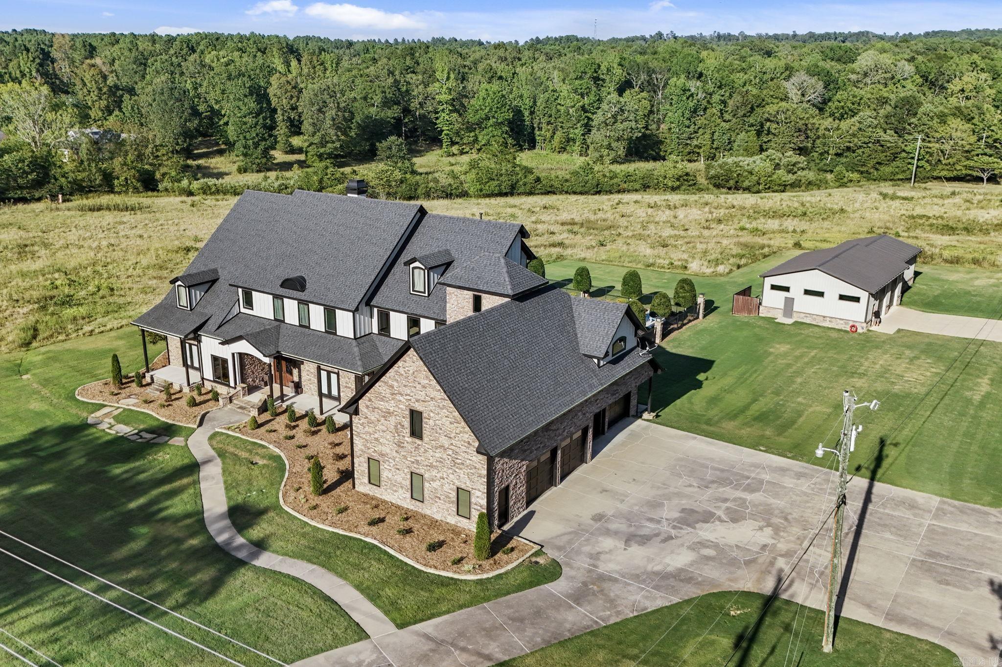THE HILLS - Residential