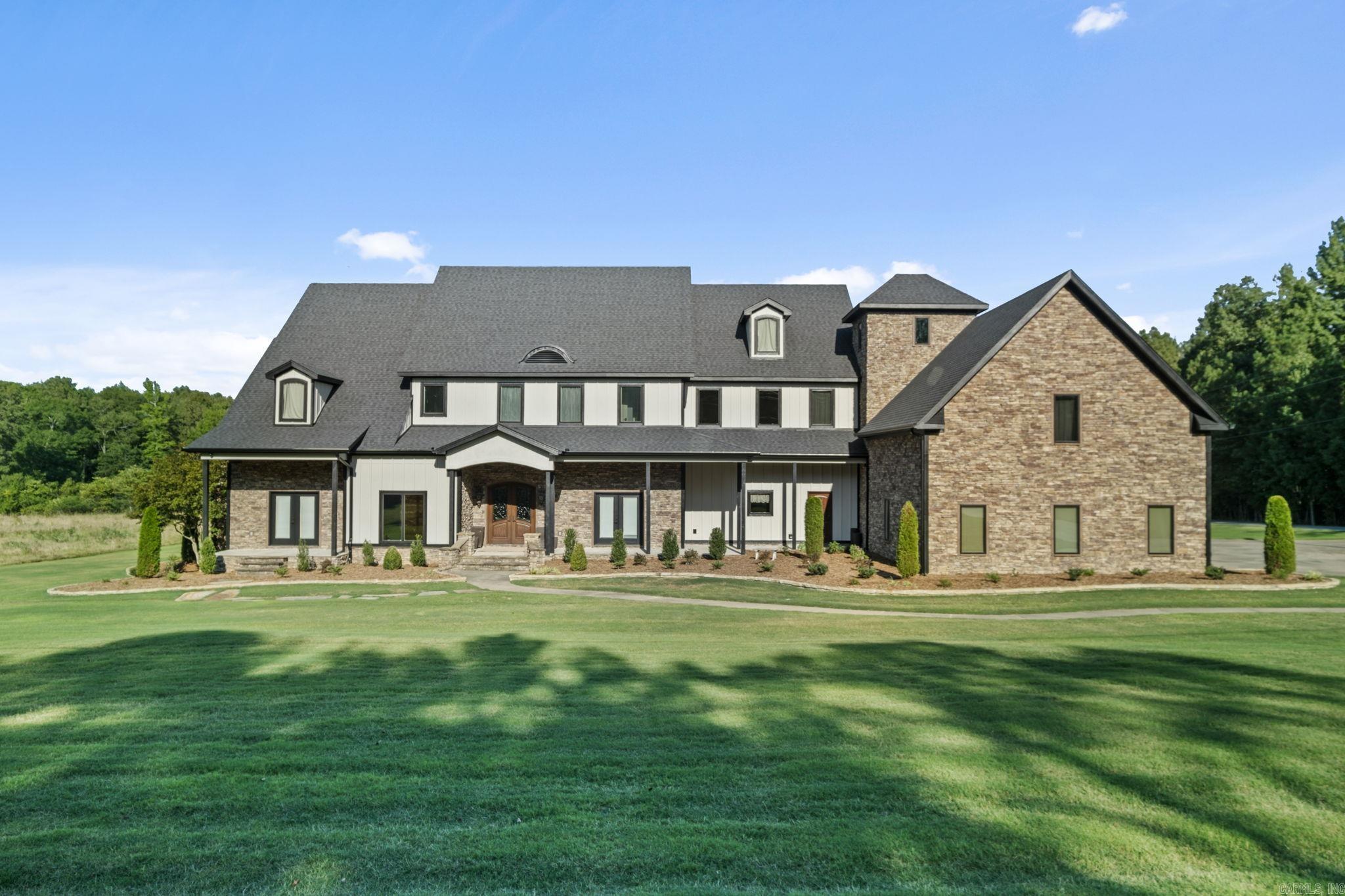 THE HILLS - Residential