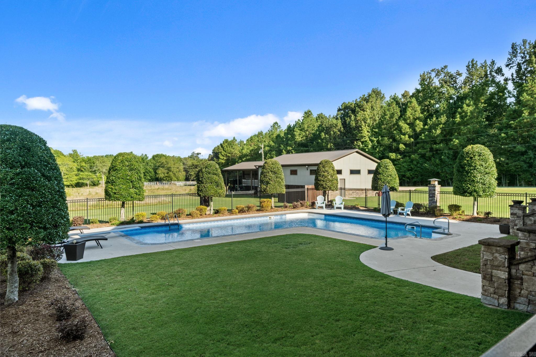 THE HILLS - Residential