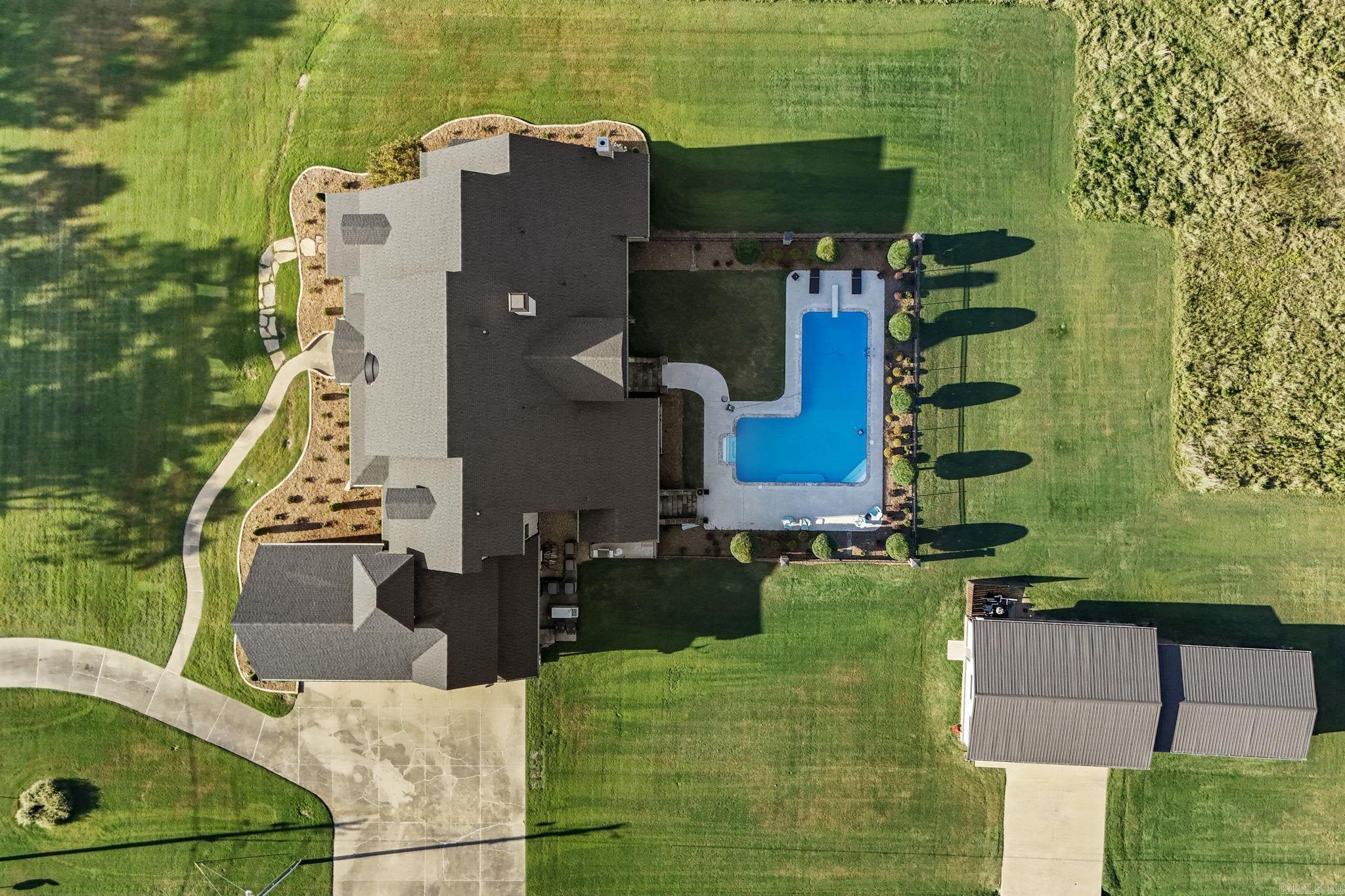 THE HILLS - Residential