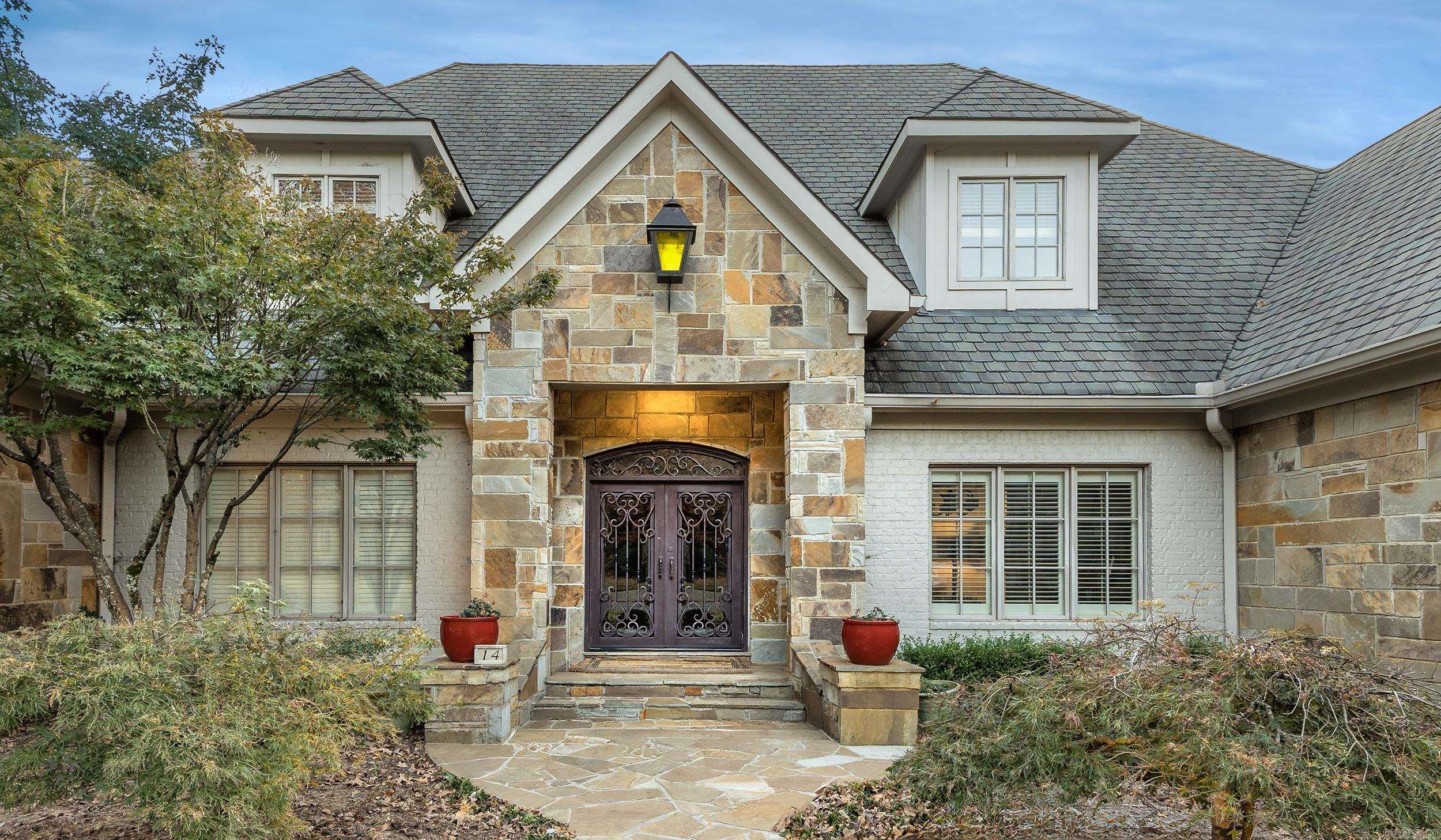CHENAL VALLEY SOLOGNE CIRCLE - Residential