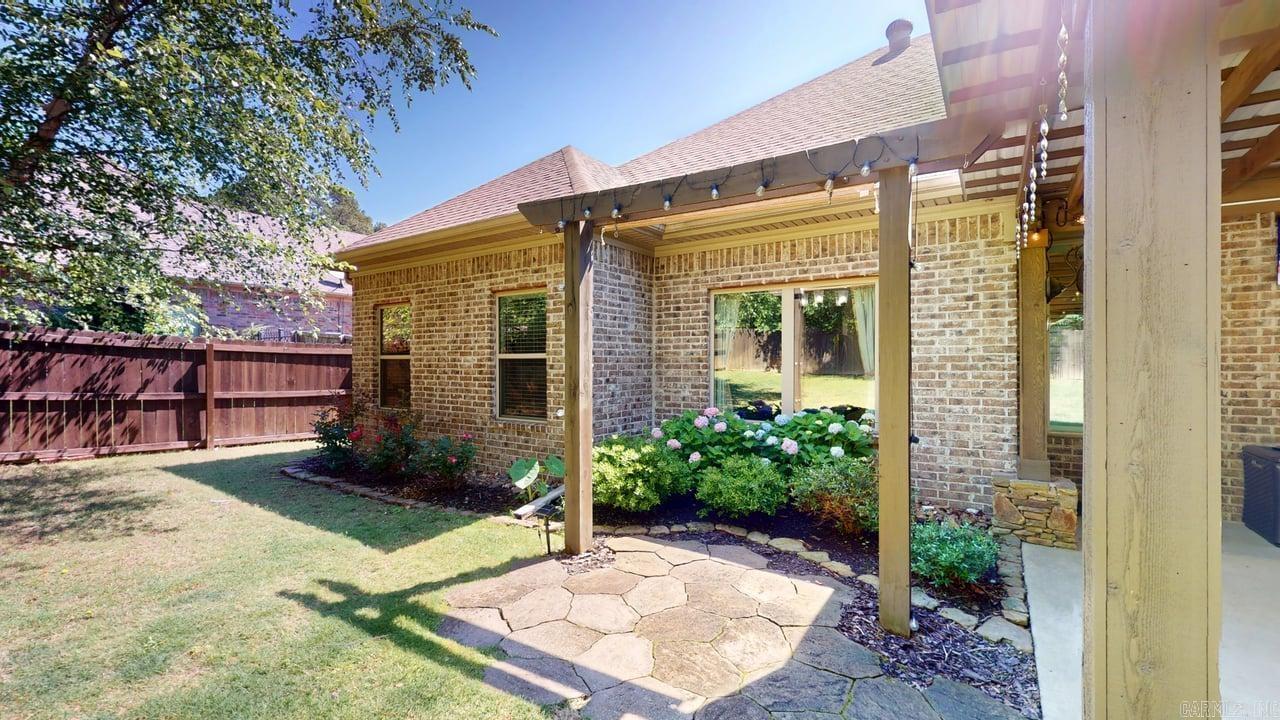 THE MAPLES - Residential