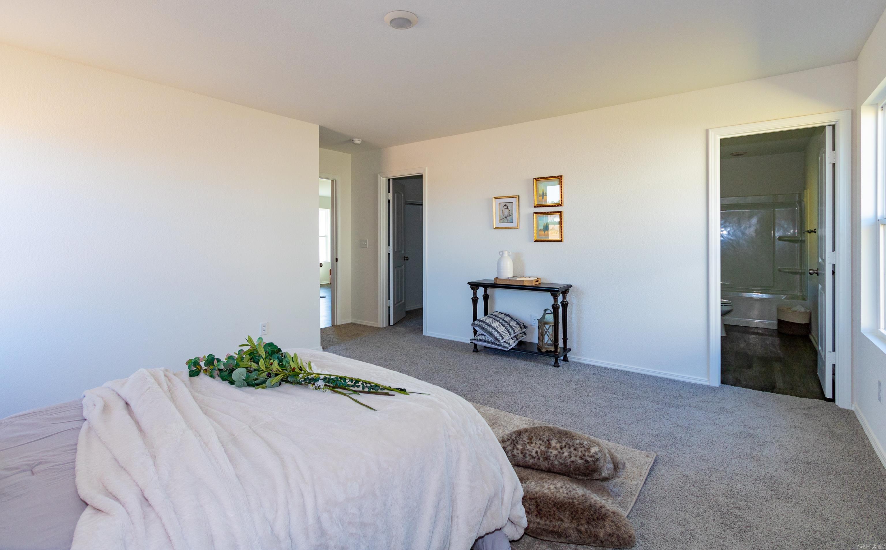 THE MEADOWS - Residential