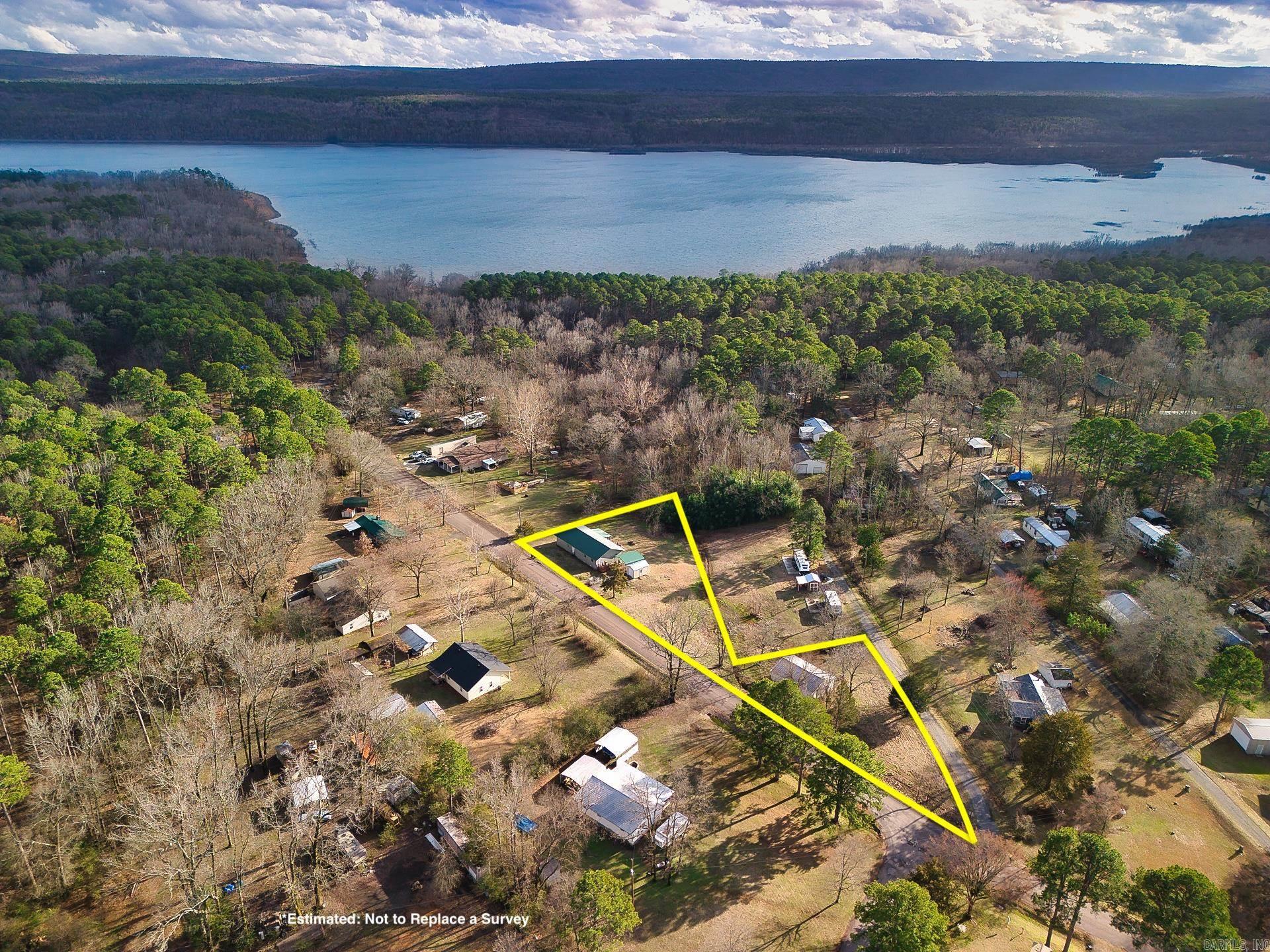 MOLERS LAKESIDE - Residential