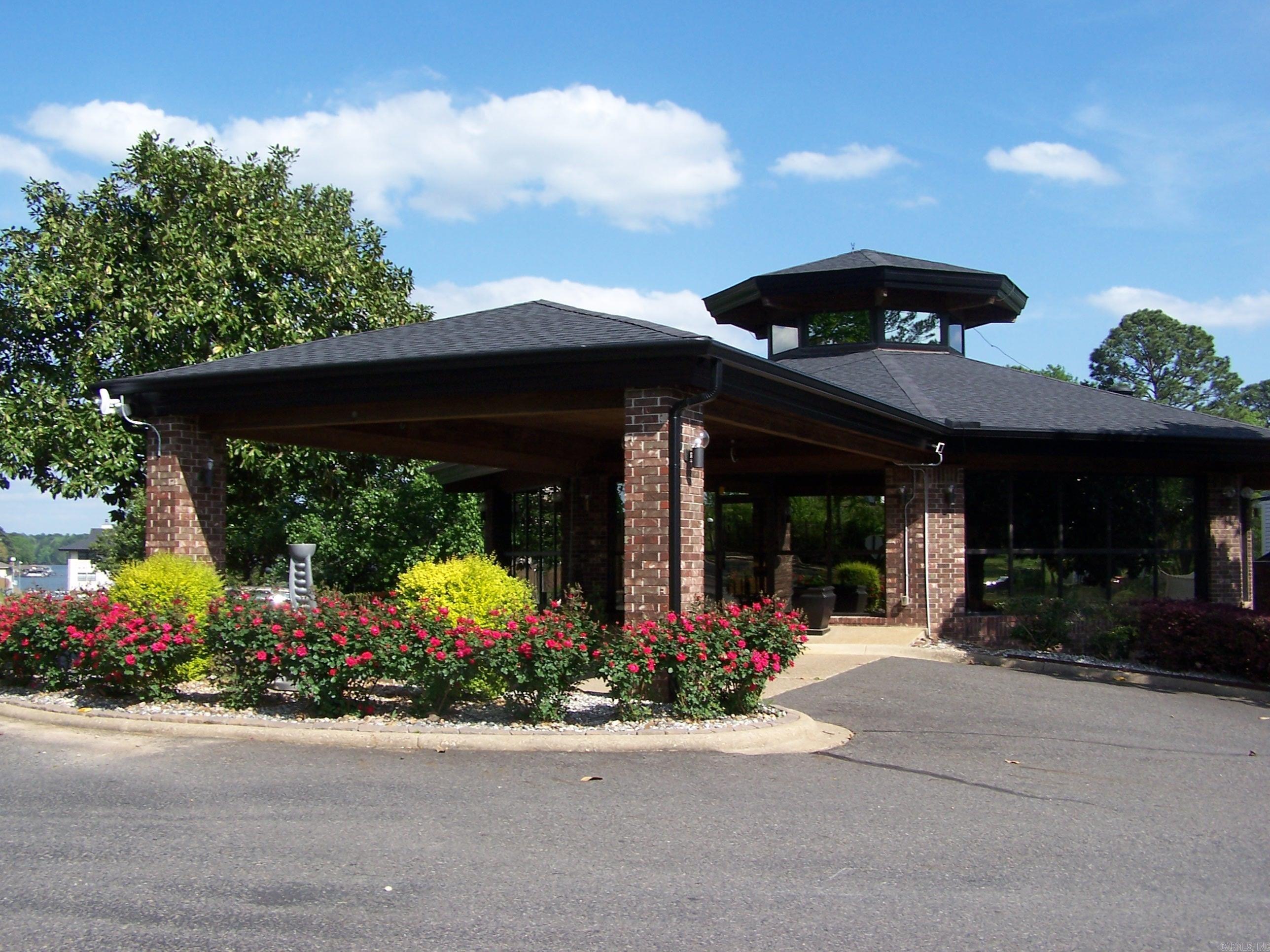 EMERALD ISLE HPR - Residential