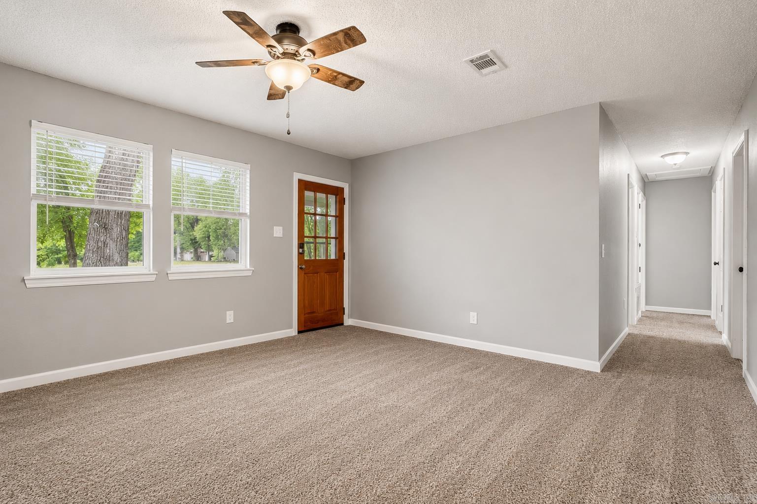 SHADY GROVE - Residential