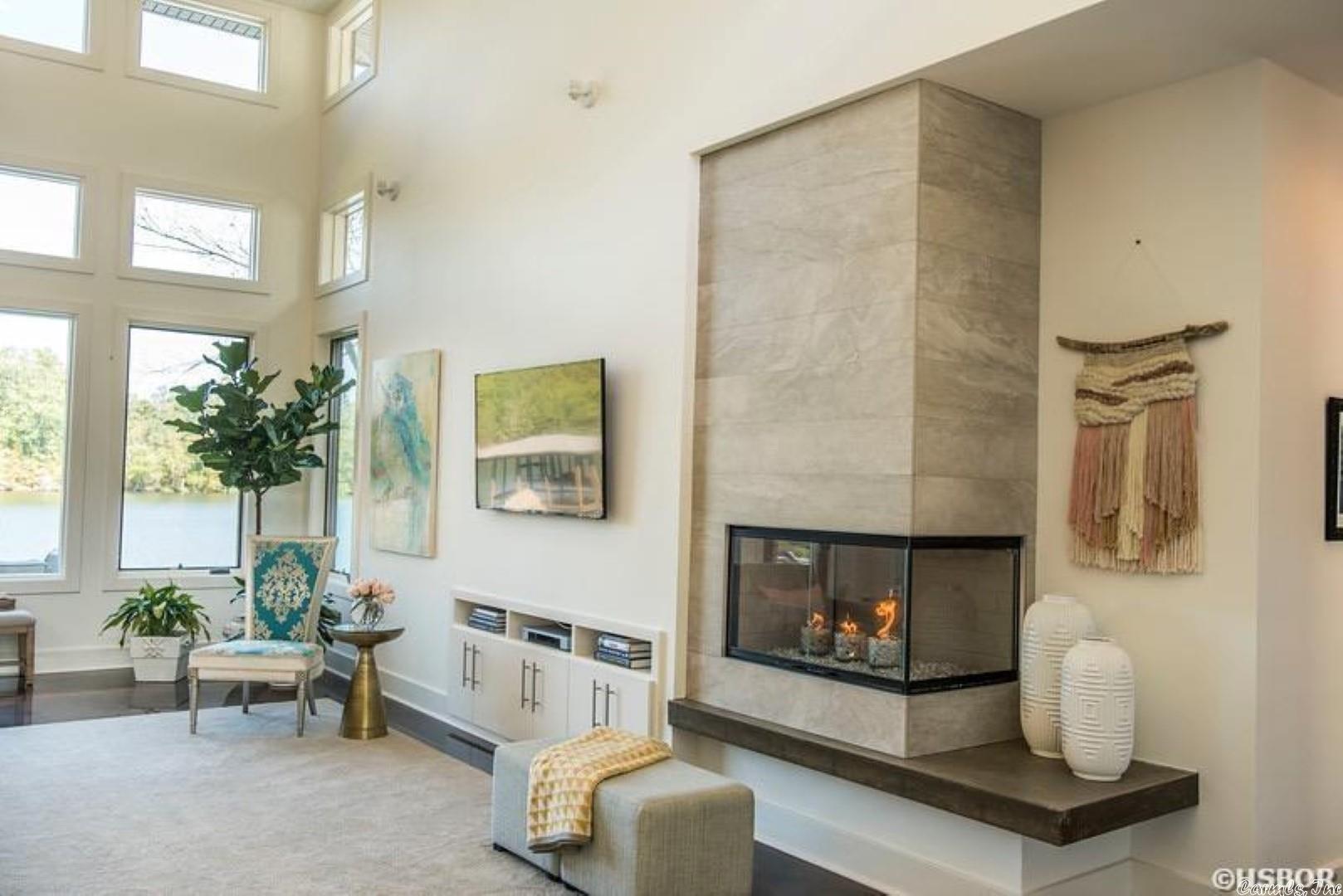LAKE FOREST SHORES - Residential