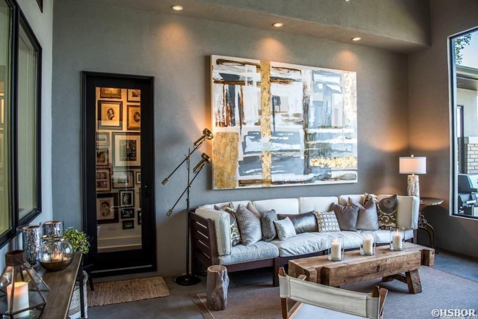 LAKE FOREST SHORES - Residential