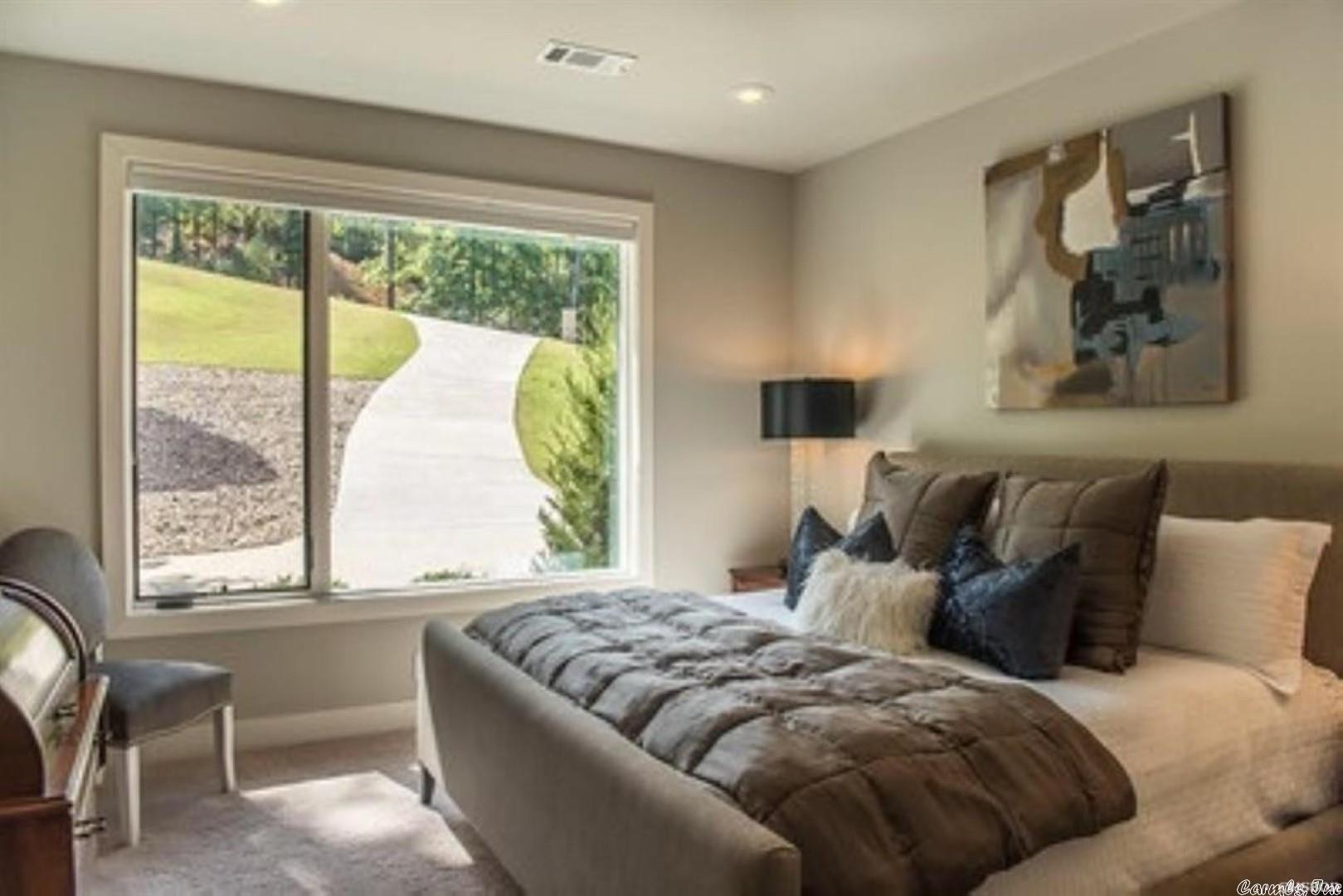 LAKE FOREST SHORES - Residential