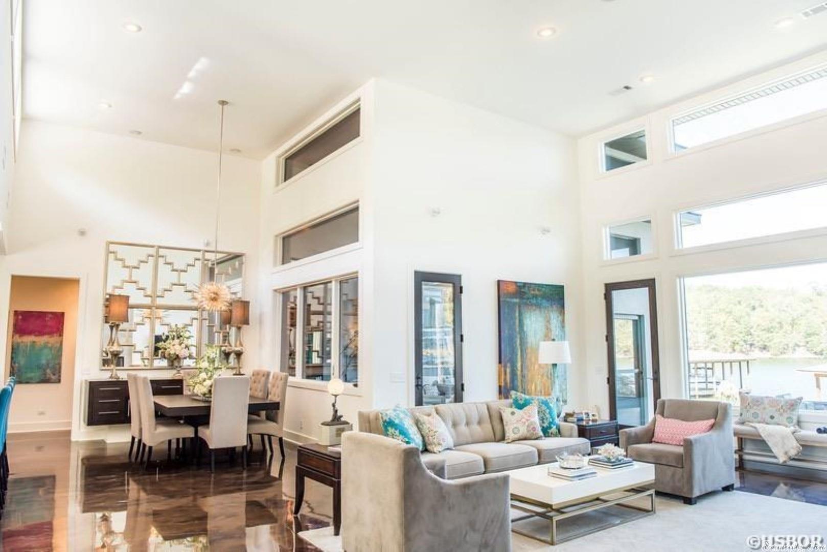 LAKE FOREST SHORES - Residential