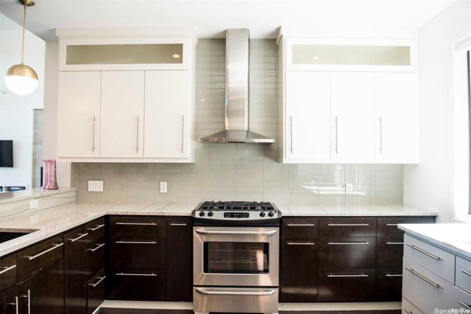 LAKE FOREST SHORES - Residential