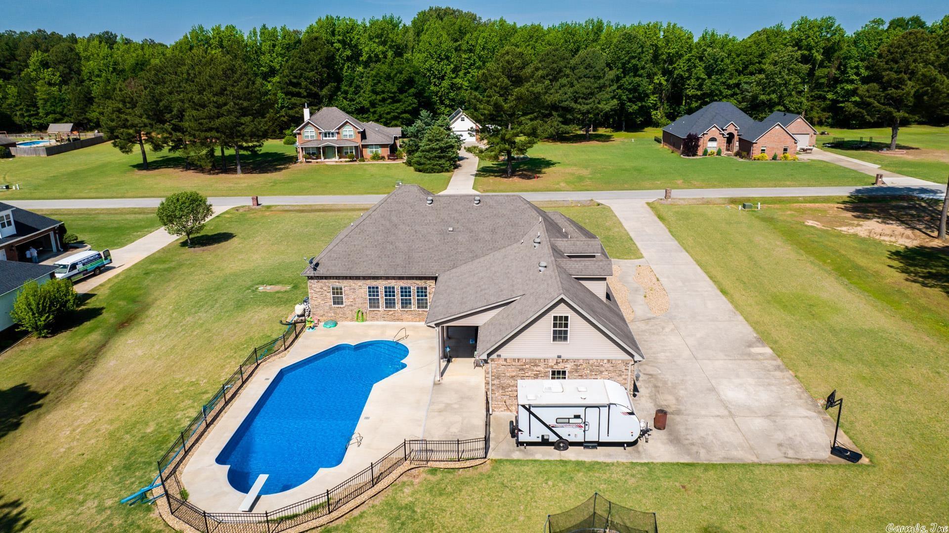 ELK RIDGE ESTATES - Residential