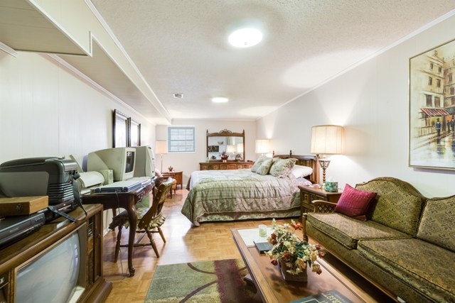BEVERLY HILLS - Residential