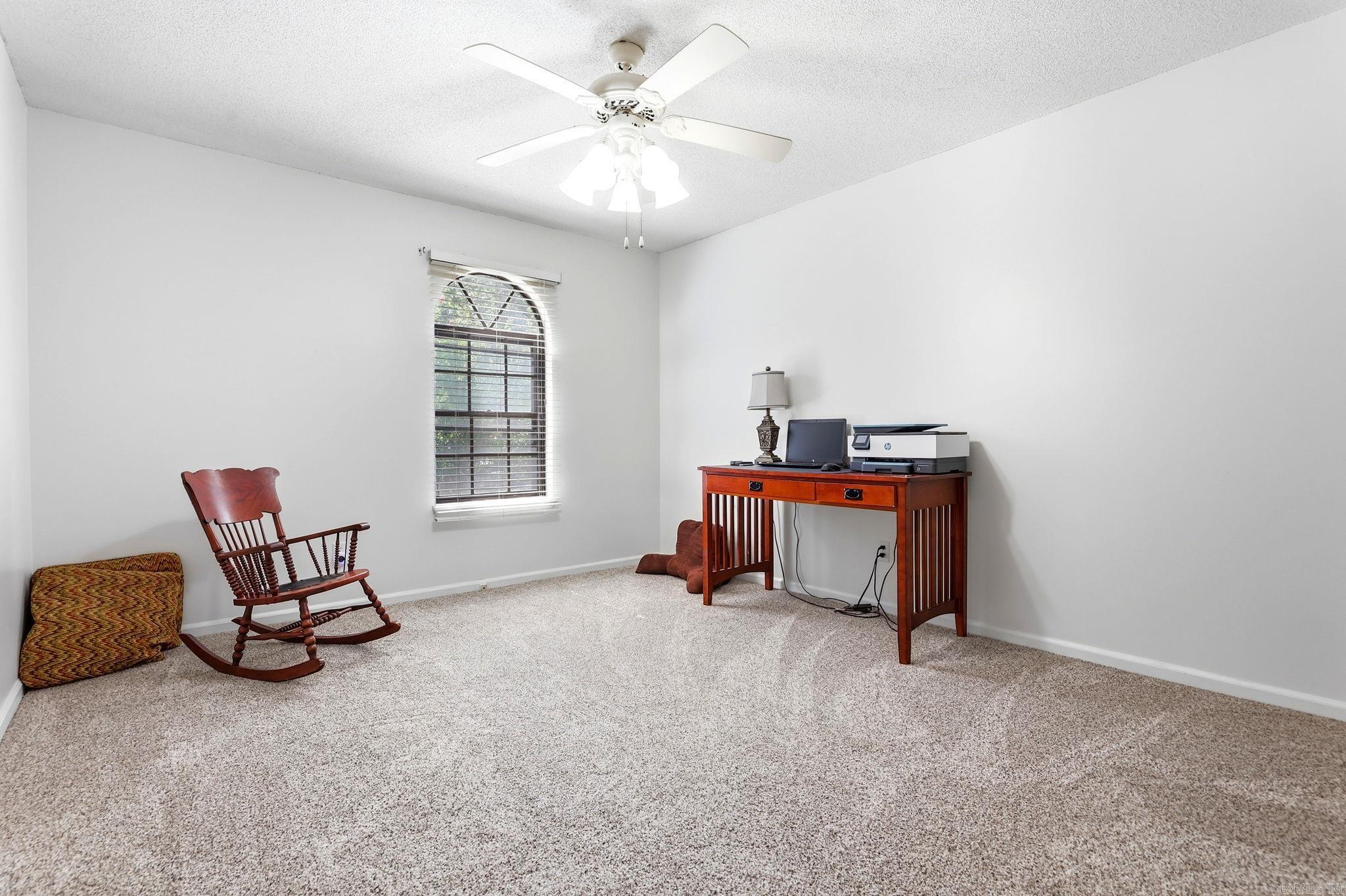 PLEASANT TREE - Residential