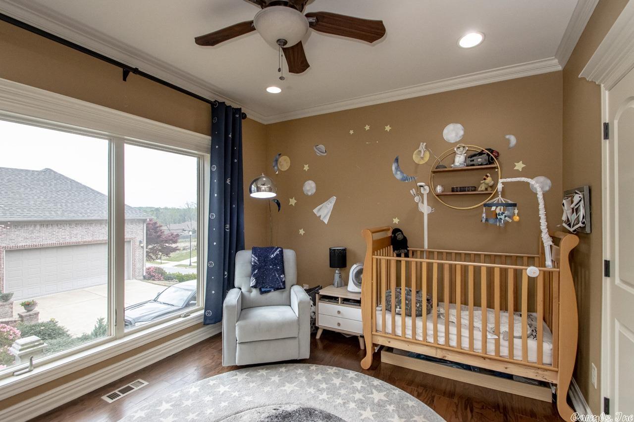 CHENAL VALLEY EPERNAY PLACE - Residential