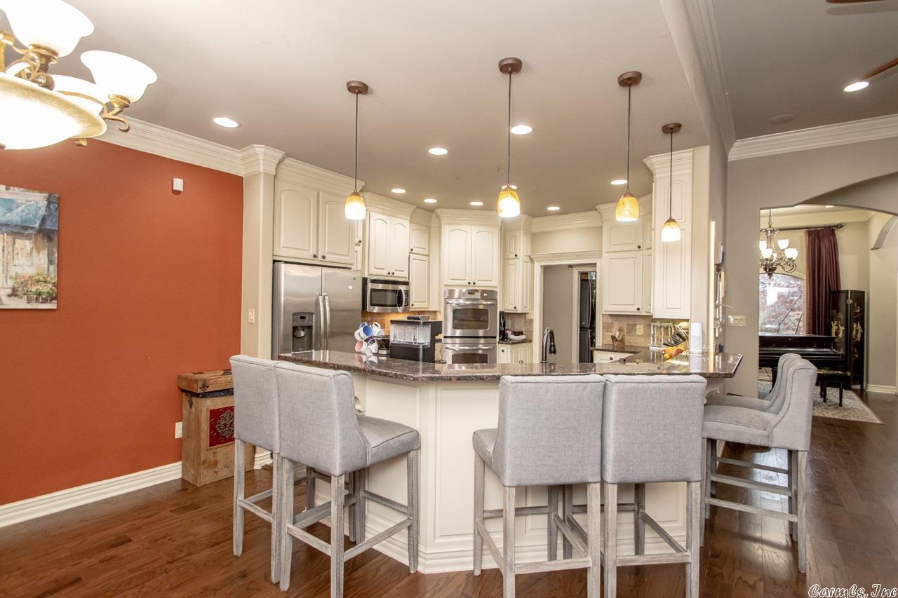 CHENAL VALLEY EPERNAY PLACE - Residential