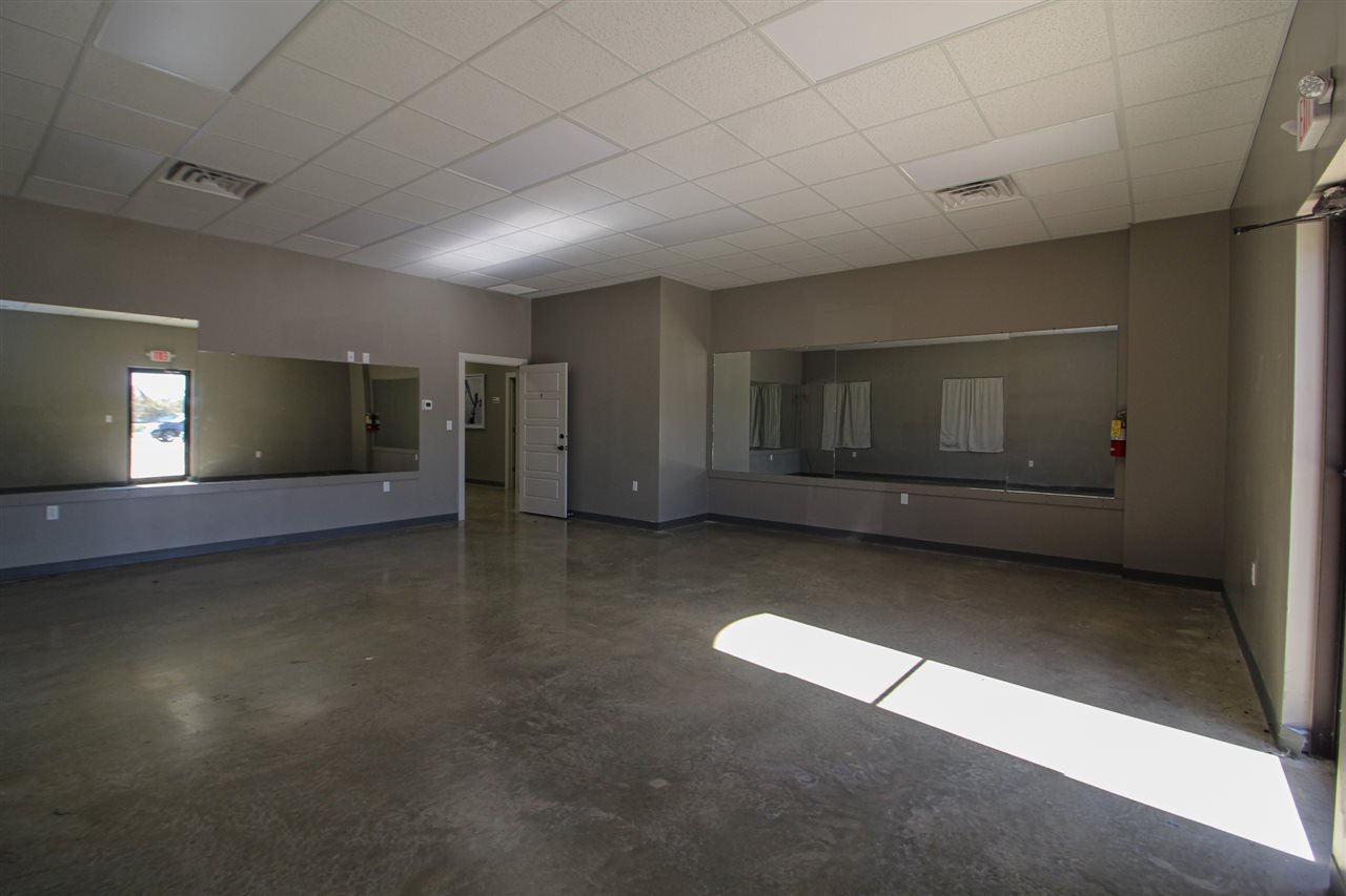 Carriage Hill - Commercial Sale