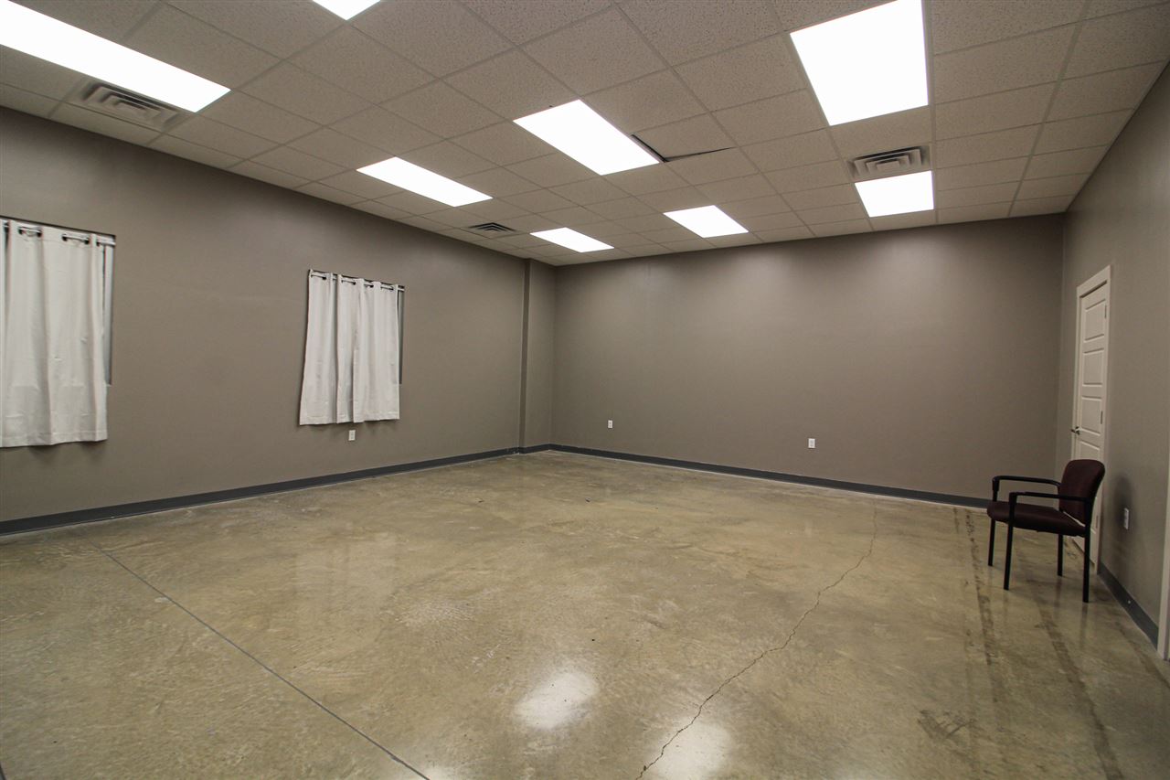 Carriage Hill - Commercial Sale
