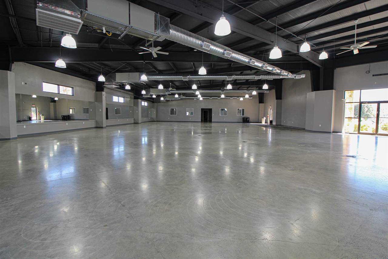 Carriage Hill - Commercial Sale