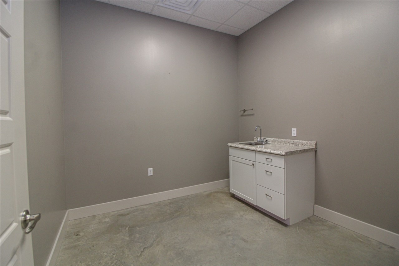 Carriage Hill - Commercial Sale
