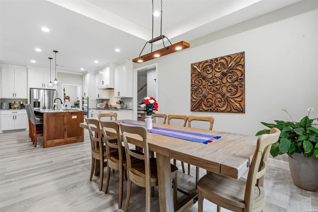 WINDSONG BAY ESTATE - Residential