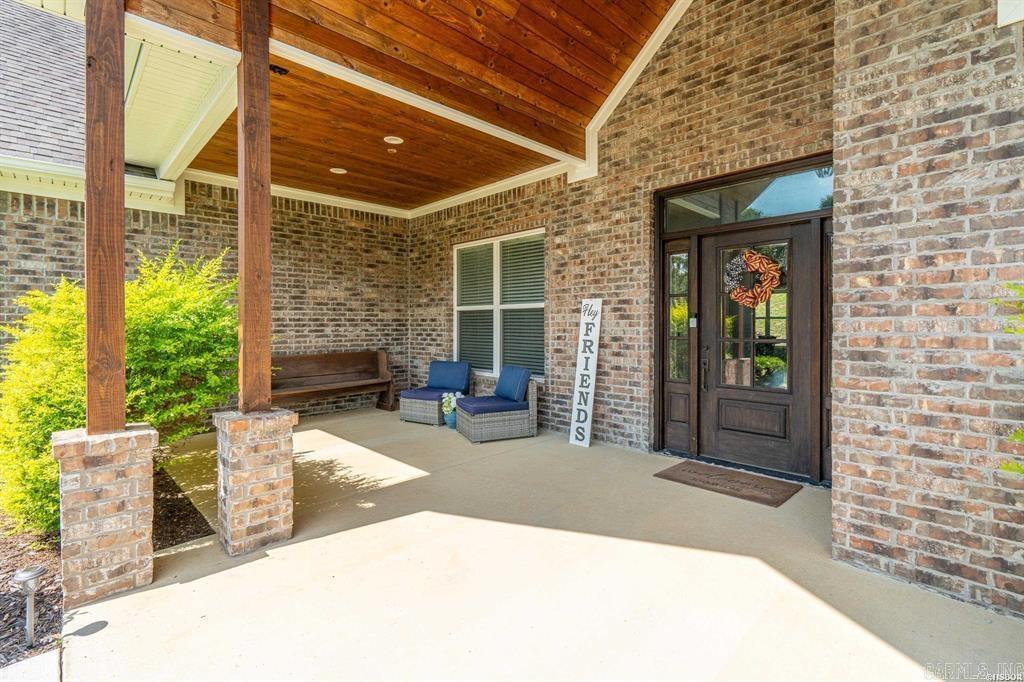 WINDSONG BAY ESTATE - Residential
