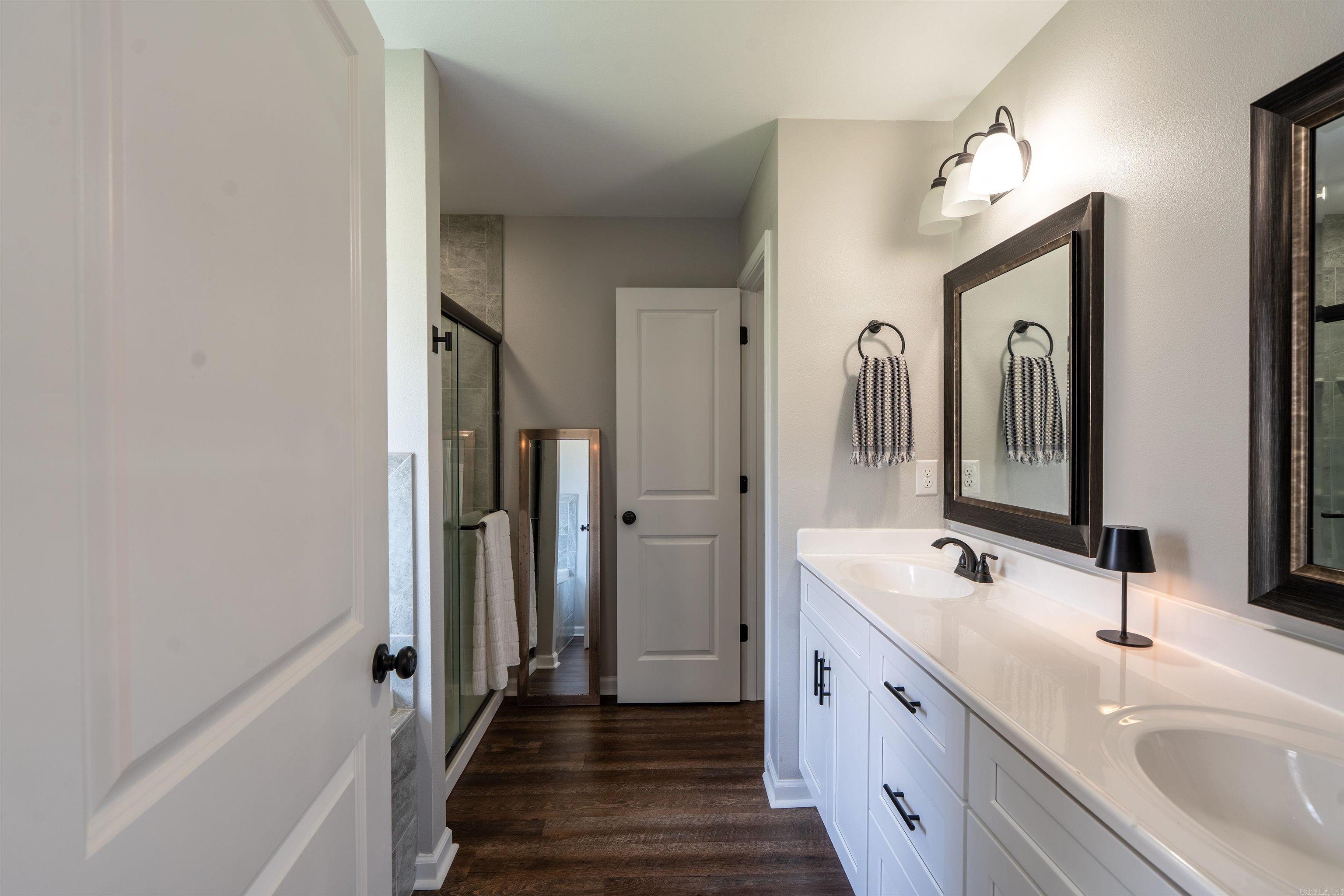 LITTLE RED RIVER ESTATES - Residential