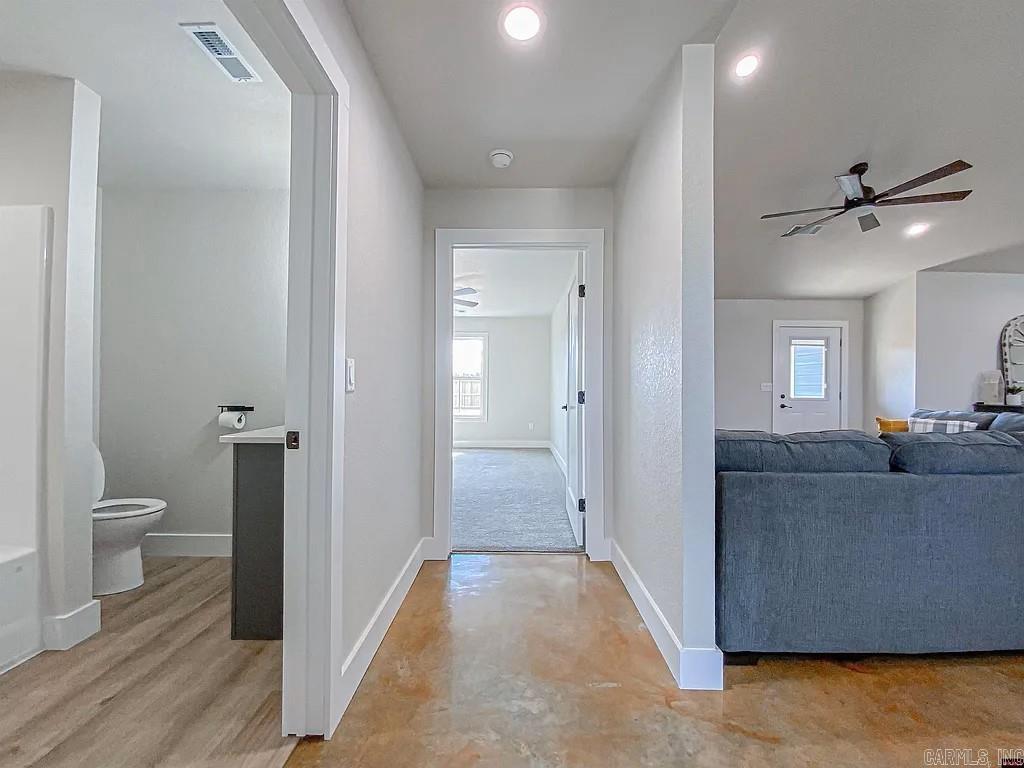 SOUTHSIDE MEADOWS - Residential