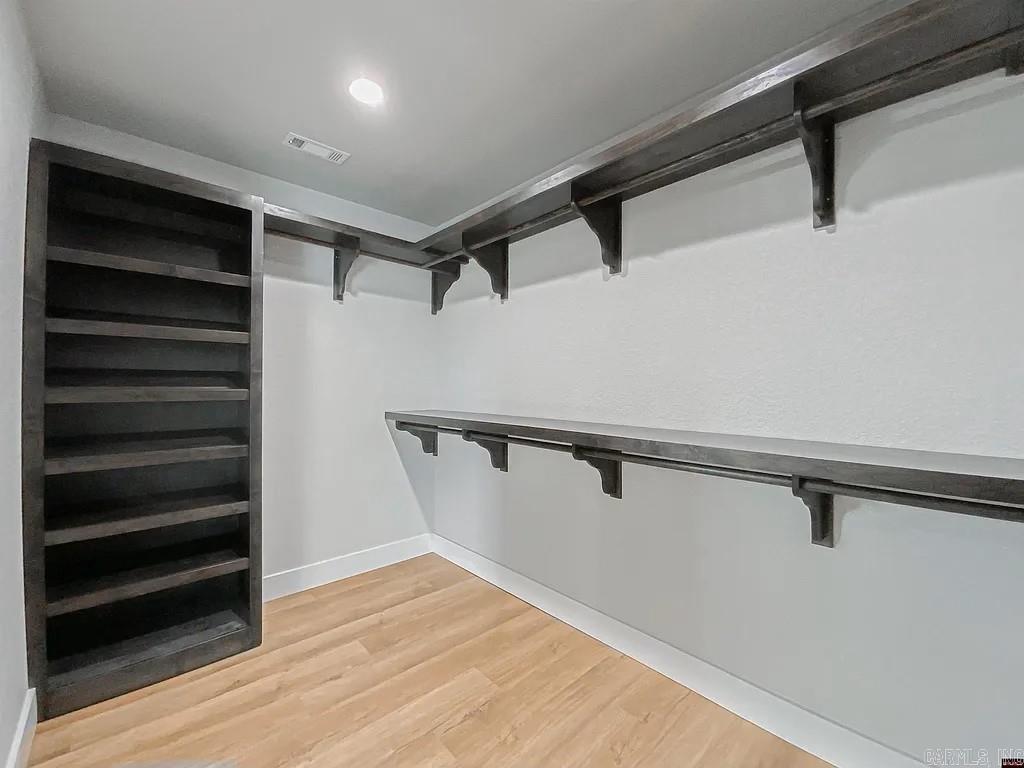 SOUTHSIDE MEADOWS - Residential