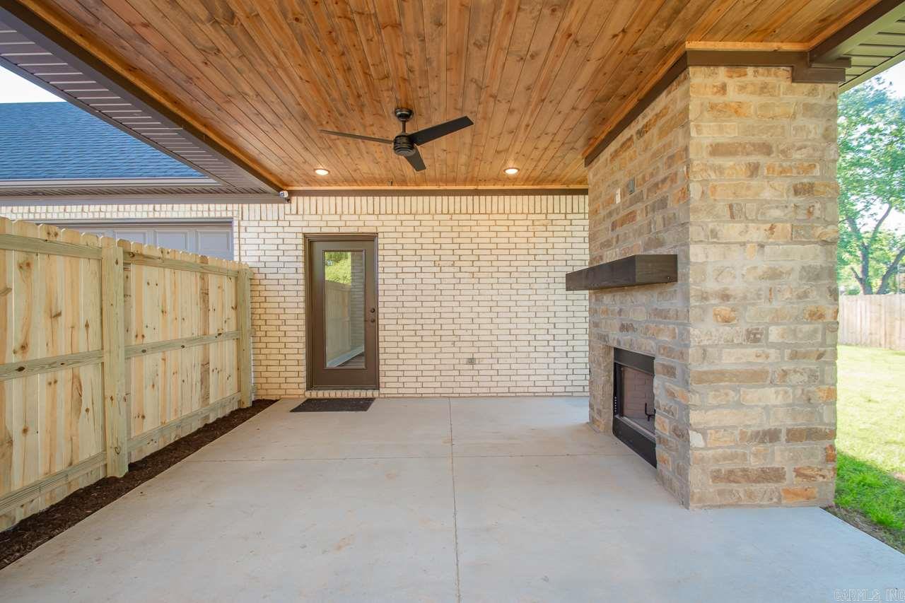 CREEKSIDE - Residential