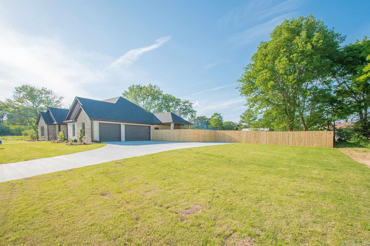 CREEKSIDE - Residential