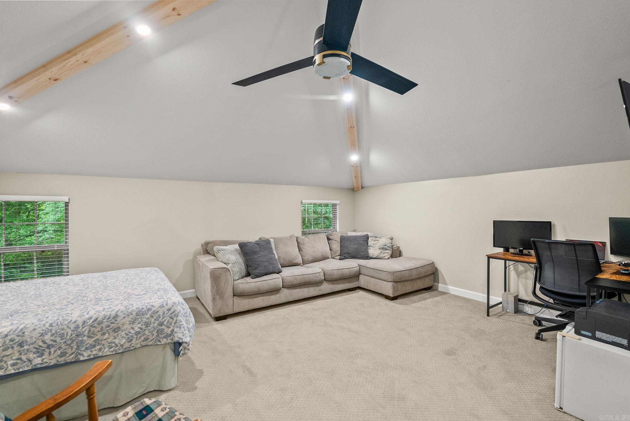 MEADOWLAKE - Residential
