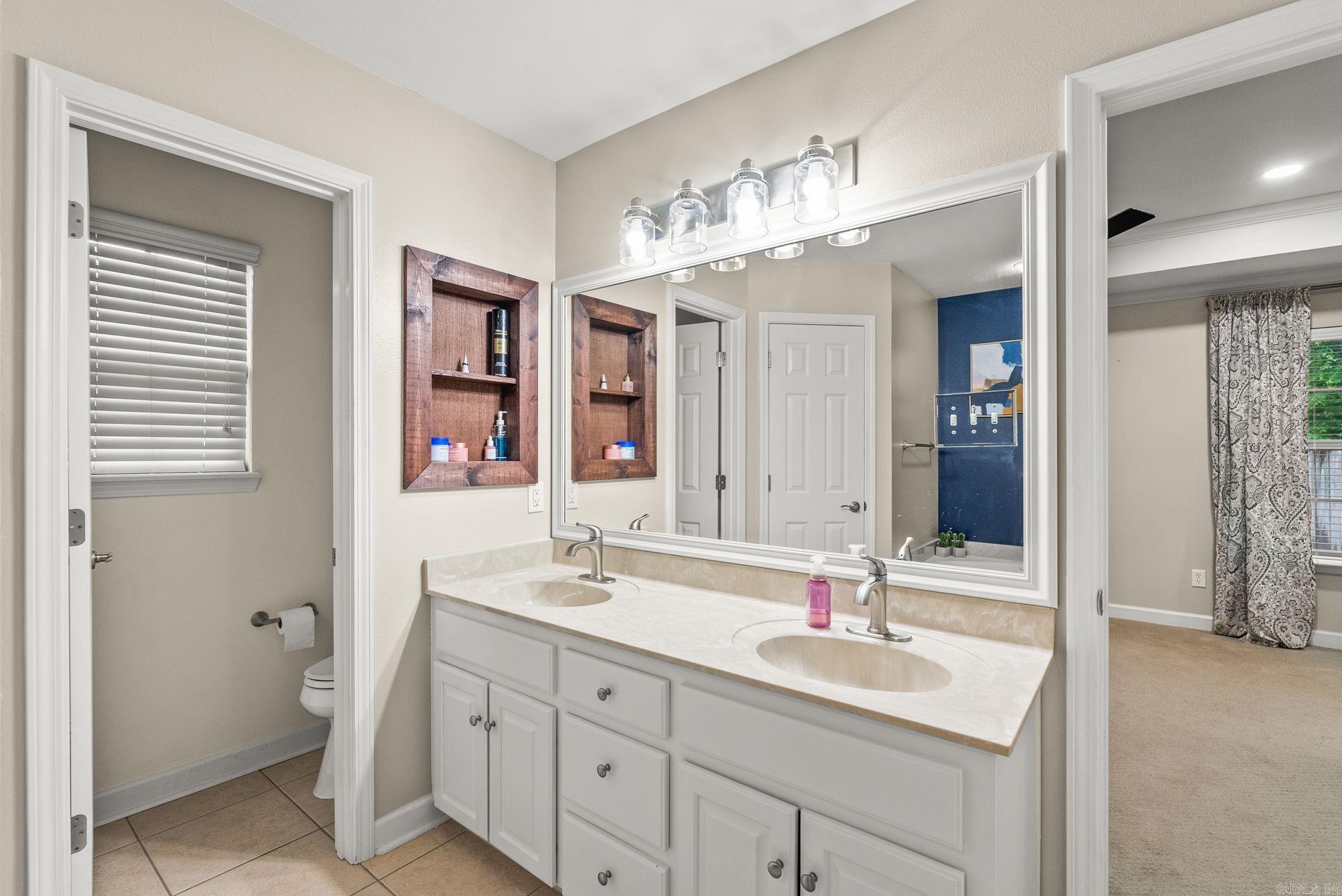 MEADOWLAKE - Residential