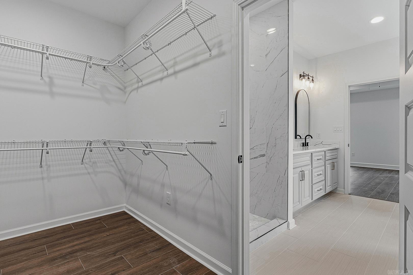 SILO RIDGE ESTATES - Residential
