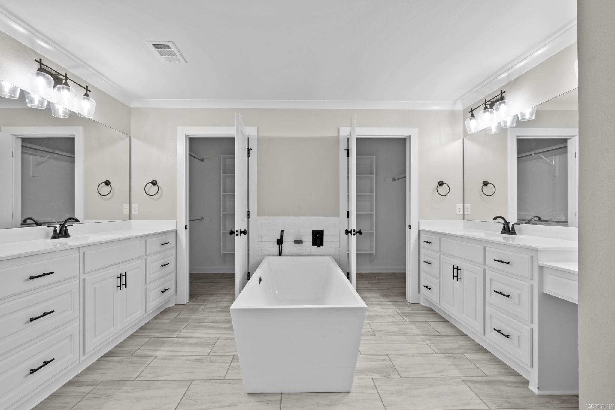 KNOTTING HILL - Residential