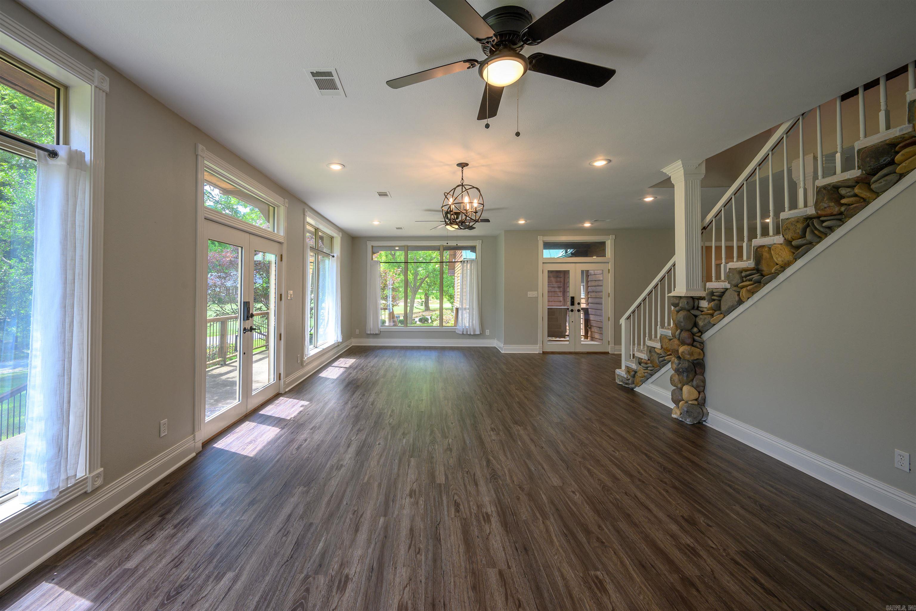 WOLFORD - Residential