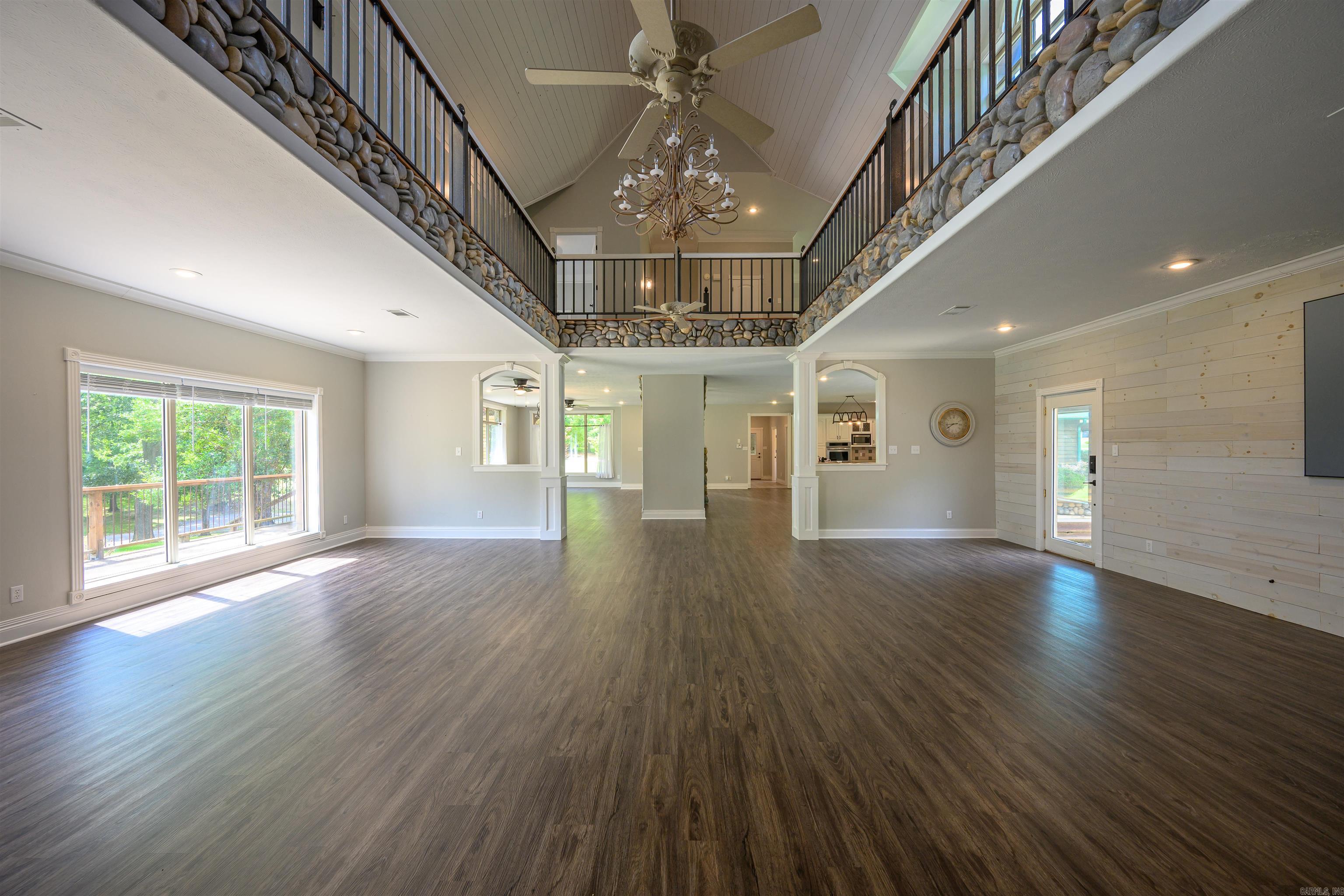 WOLFORD - Residential