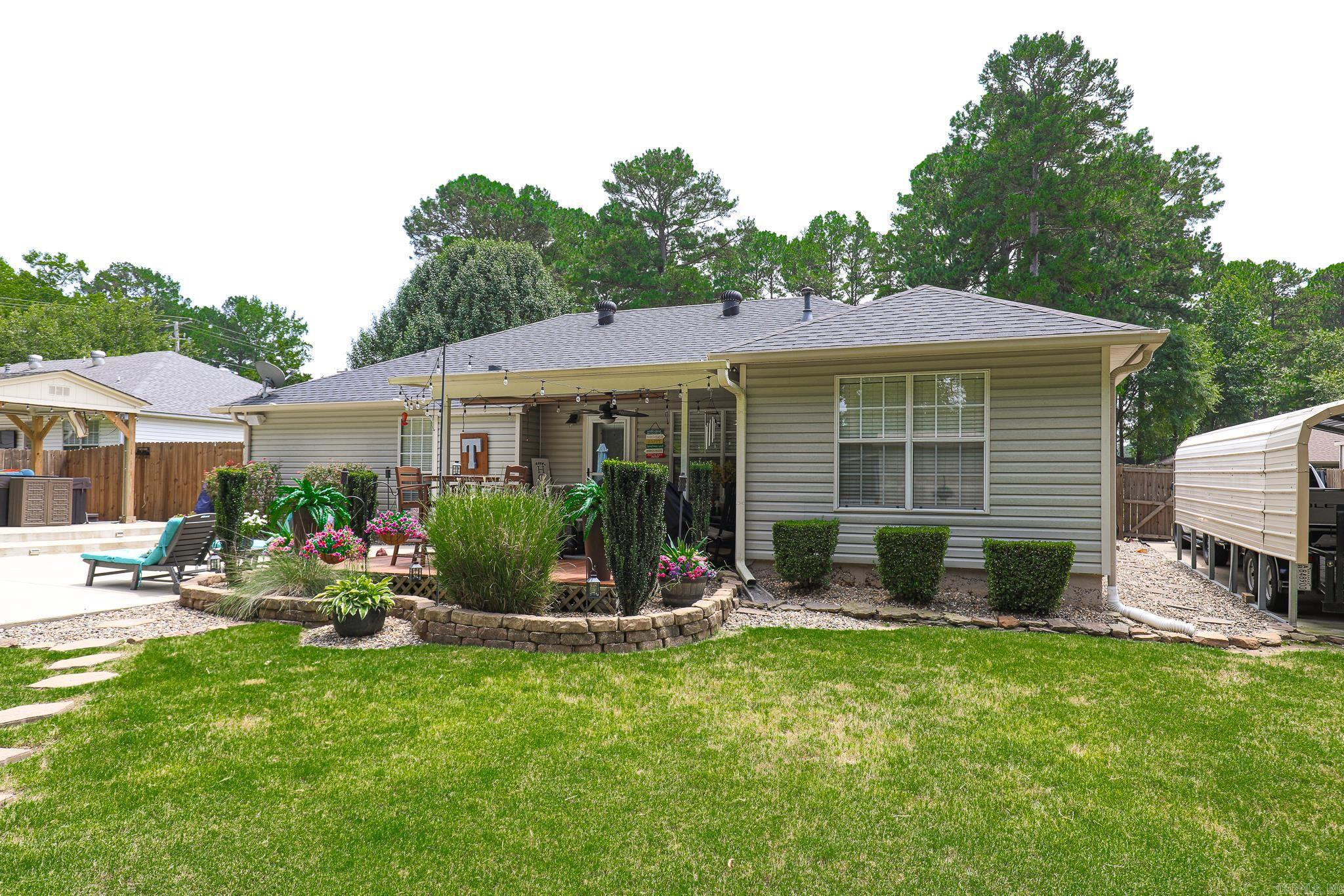 SHEFFIELD COVE - Residential