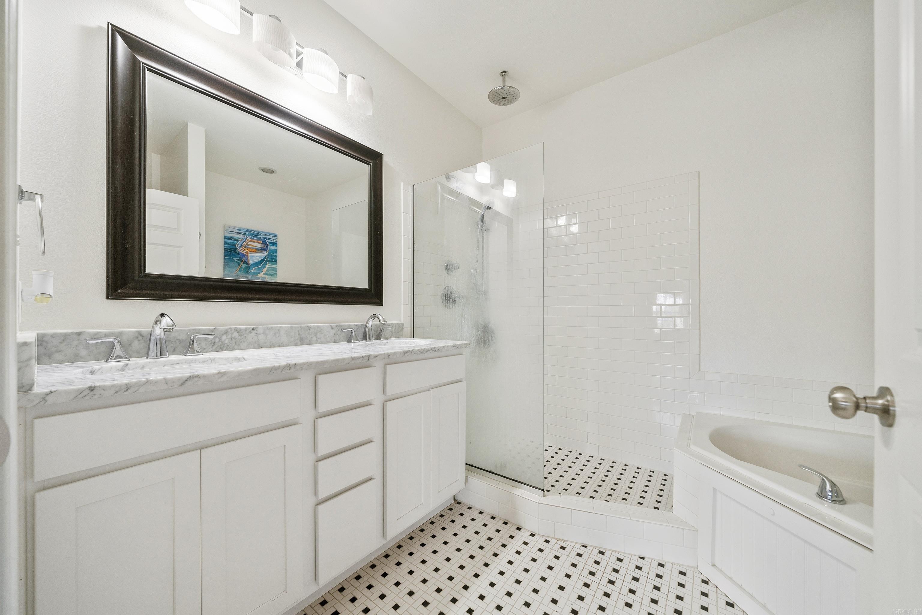 BAY SHORES - Residential