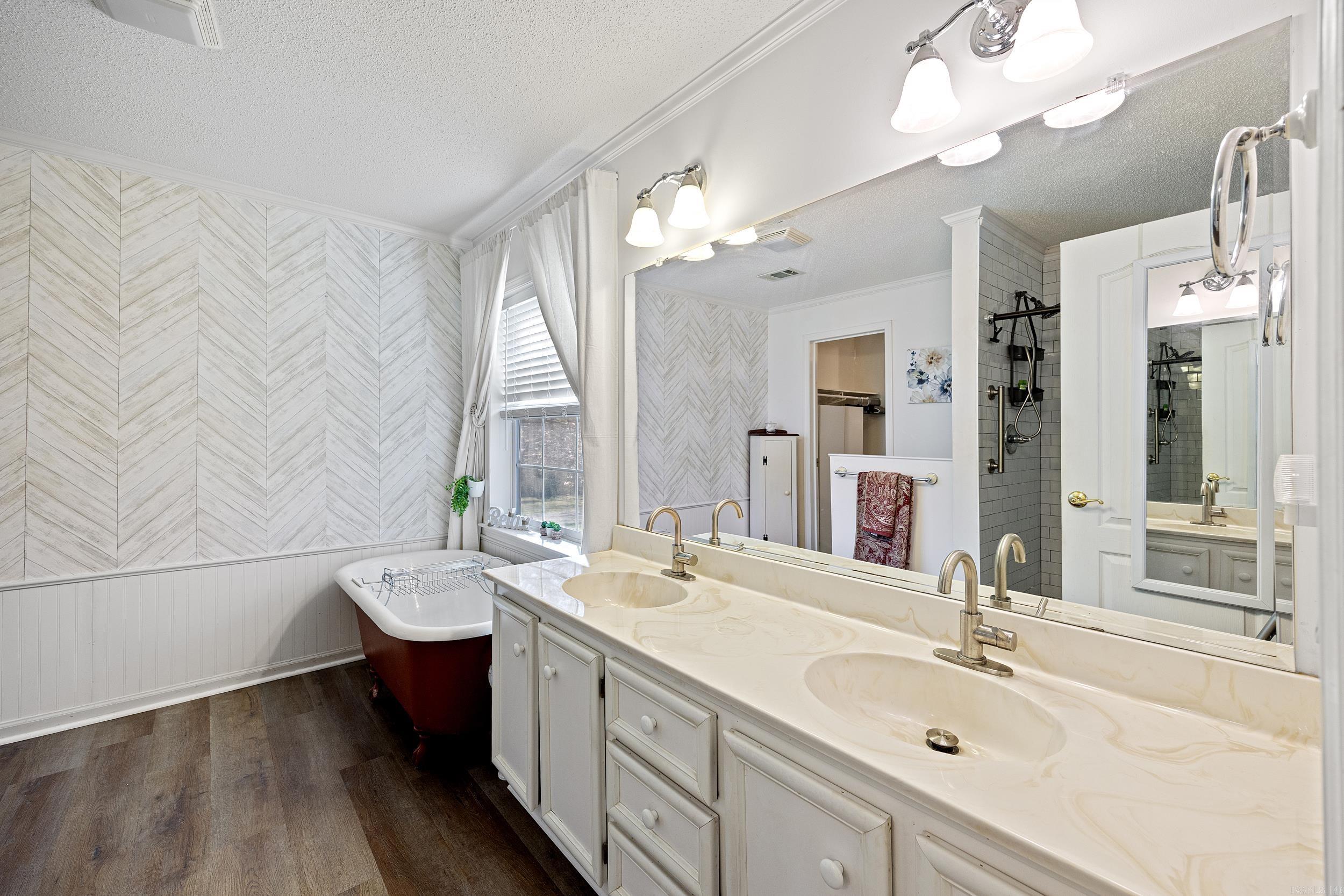 DELAWARE - Residential