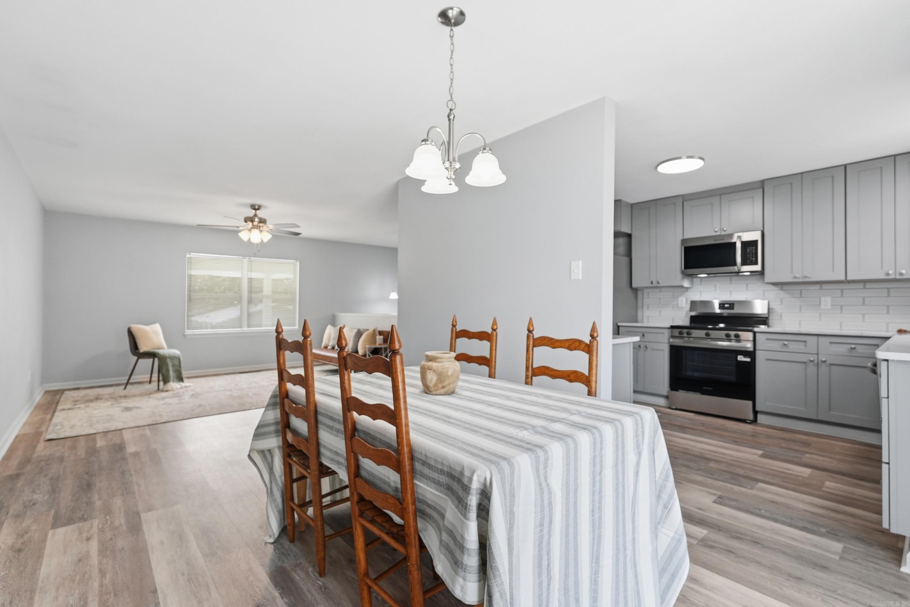 VALLEY VISTA - Residential