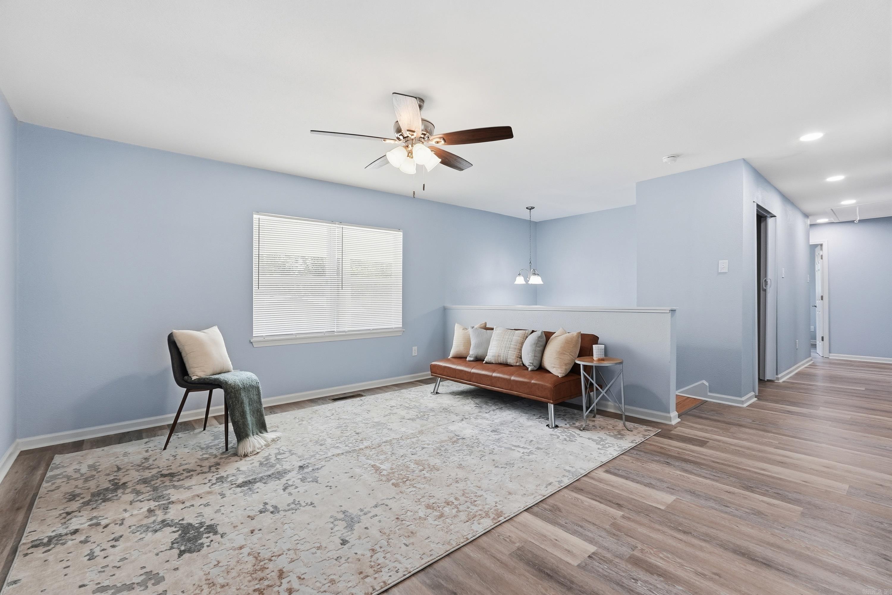 VALLEY VISTA - Residential