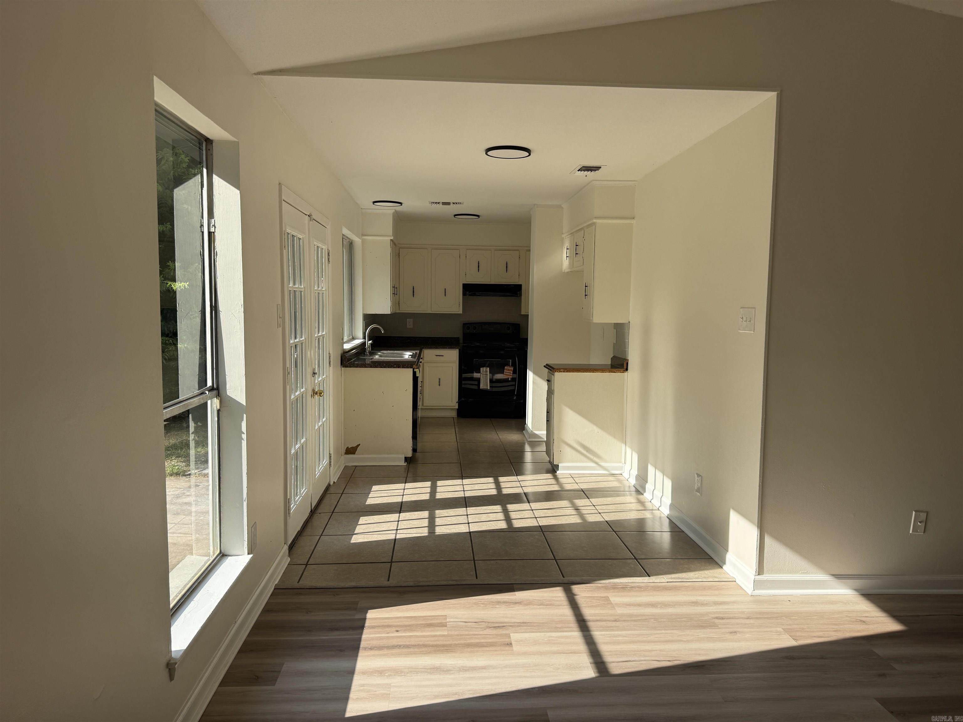BROADMOOR NORTH - Residential
