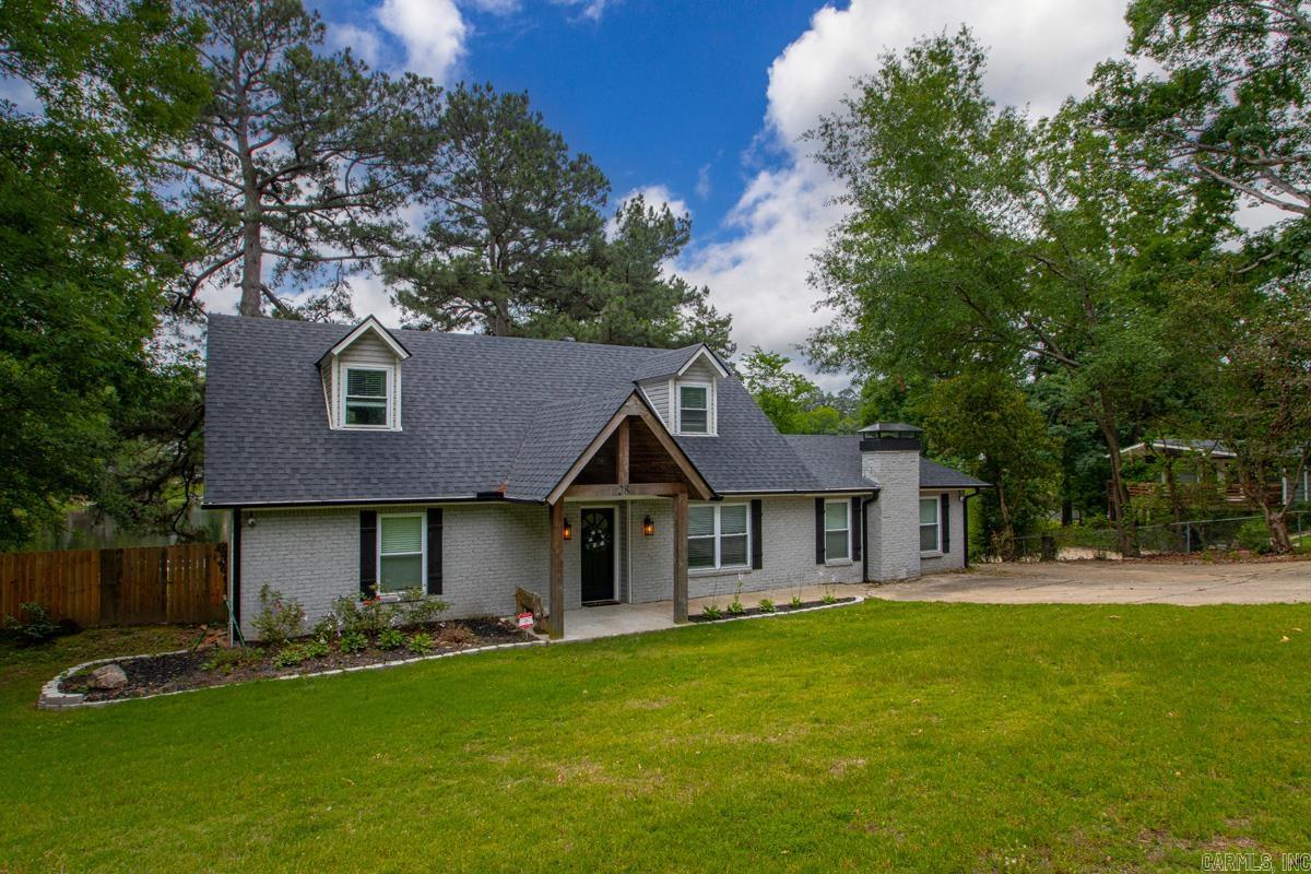 BLOOMFIELD HILLS - Residential